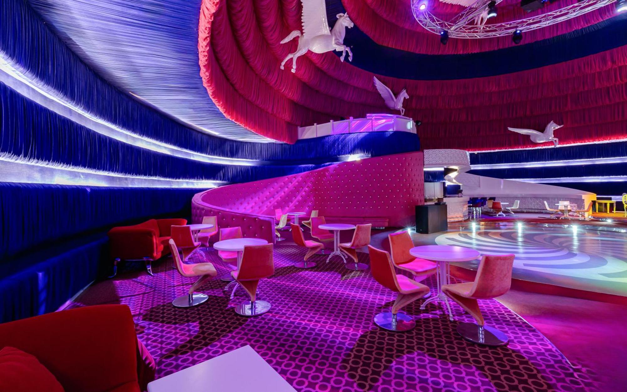 Shamakhi Palace Sharadil Seredil Zewnętrze zdjęcie The interior of the nightclub