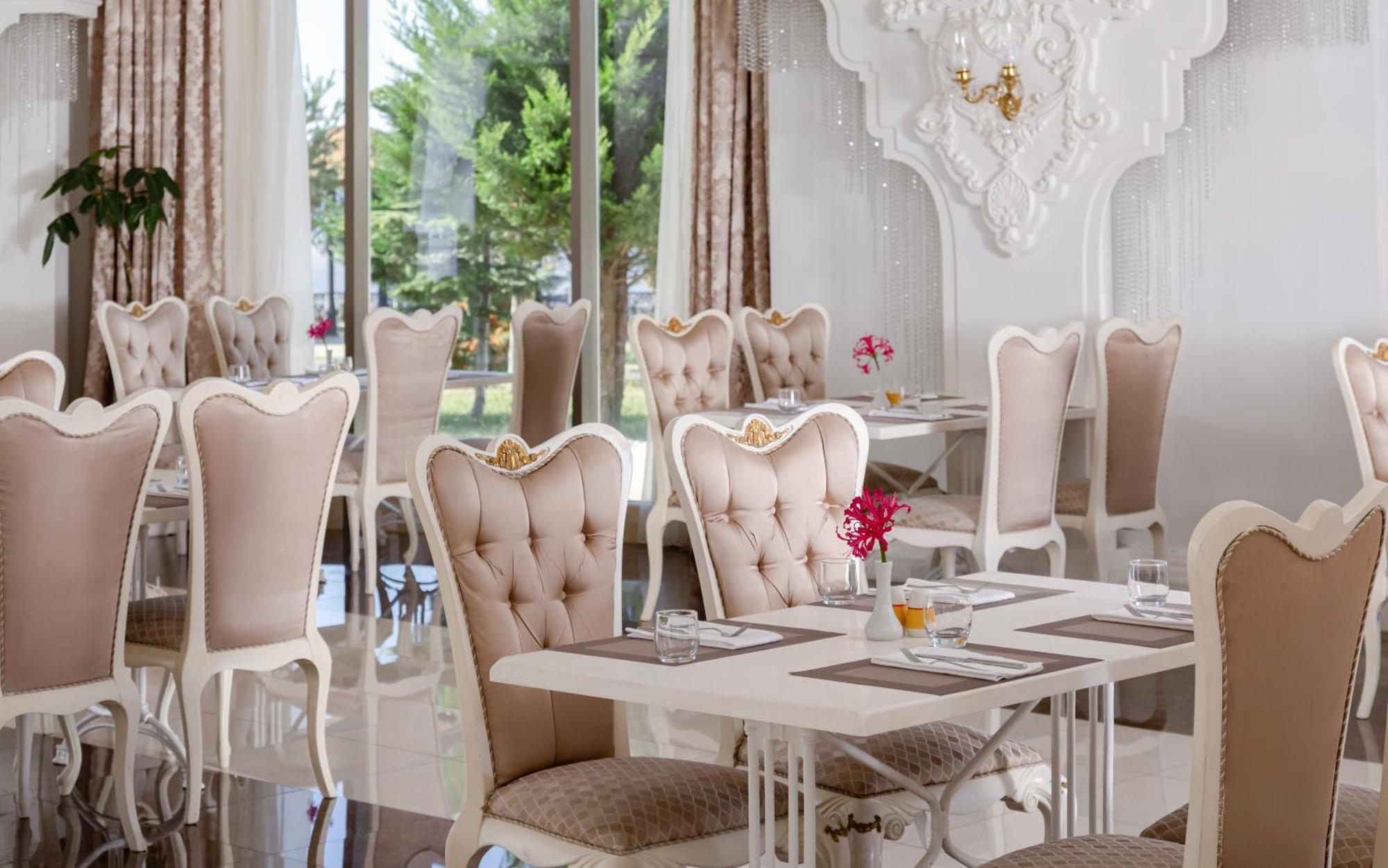 Shamakhi Palace Sharadil Seredil Zewnętrze zdjęcie Restaurant