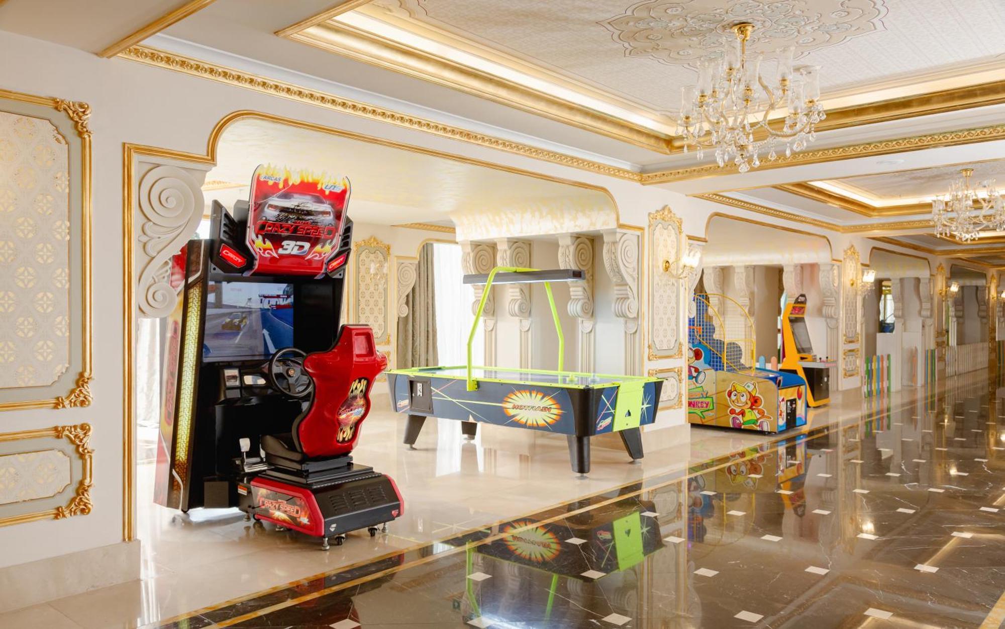 Shamakhi Palace Sharadil Seredil Zewnętrze zdjęcie The arcade at the hotel