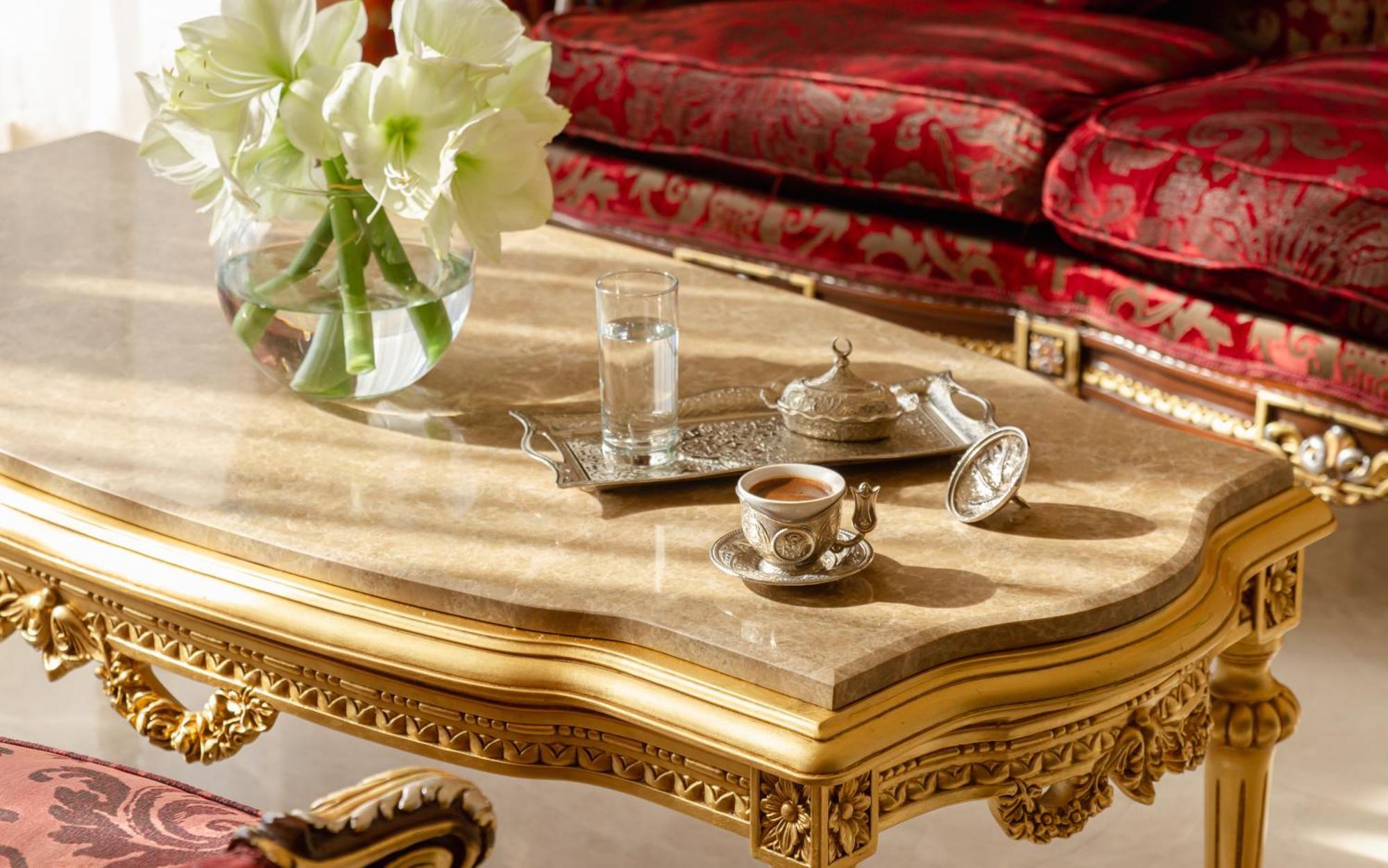 Shamakhi Palace Sharadil Seredil Zewnętrze zdjęcie A coffee table
