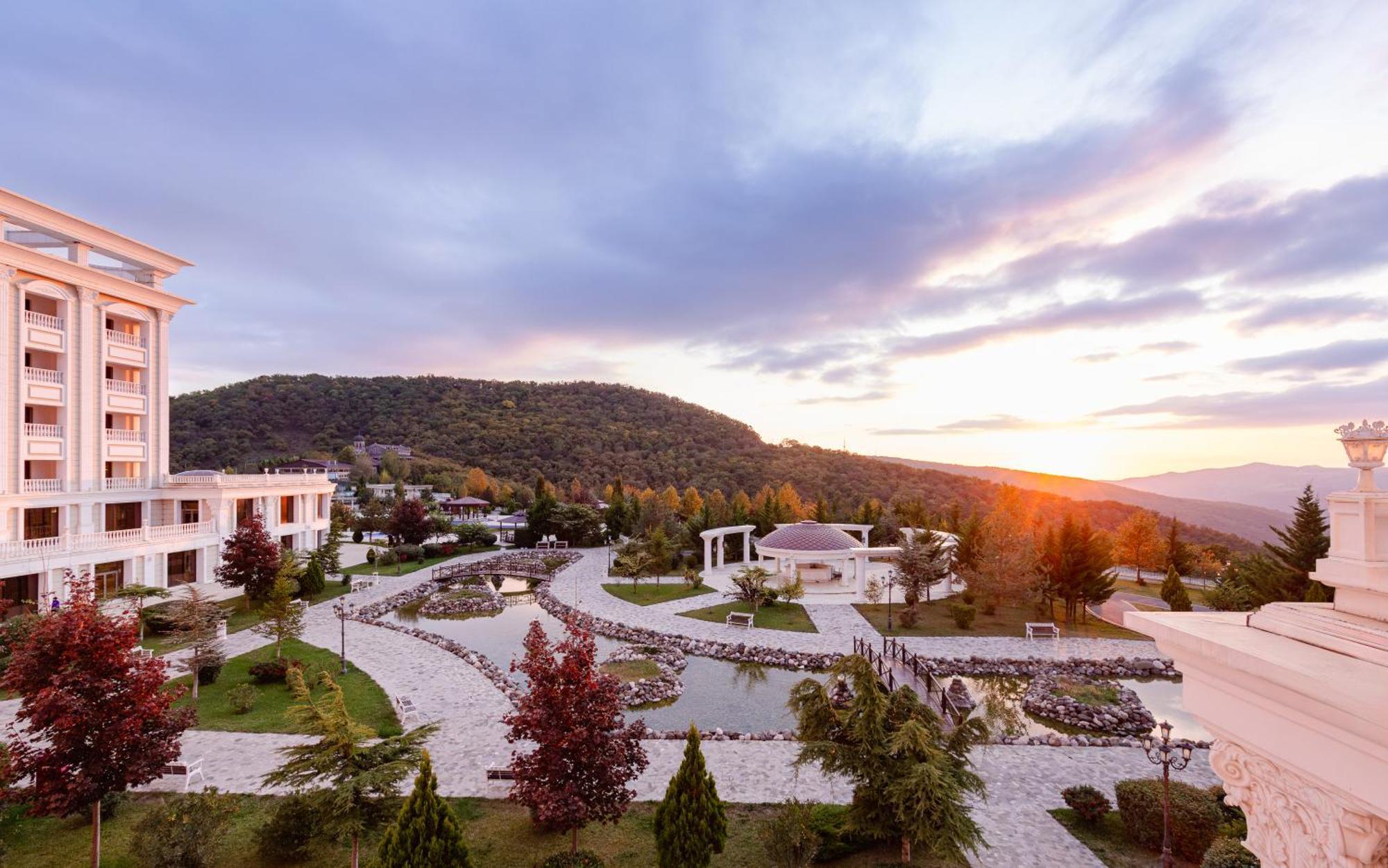 Shamakhi Palace Sharadil Seredil Zewnętrze zdjęcie View of the campus